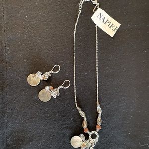 Napier MochaMist necklace and earrings NWT